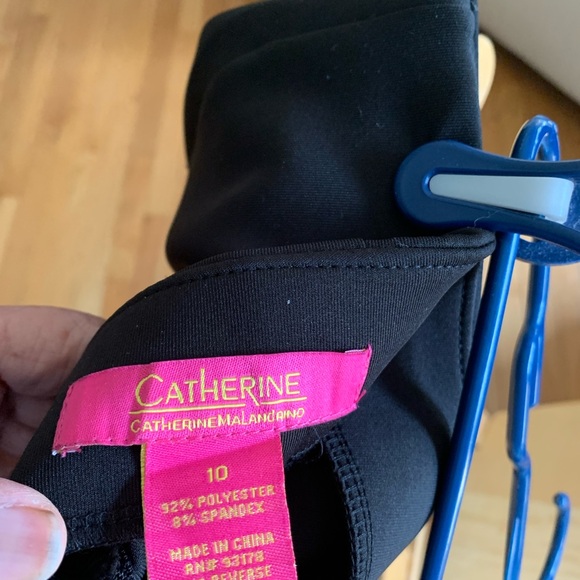 Below the knee black skirt. Size 10. Great condition! - Picture 3 of 4